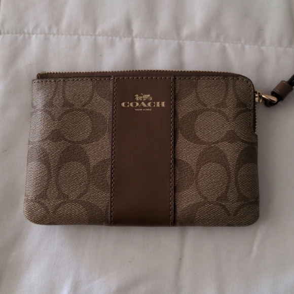 Coach clutch - Picture 3 of 6